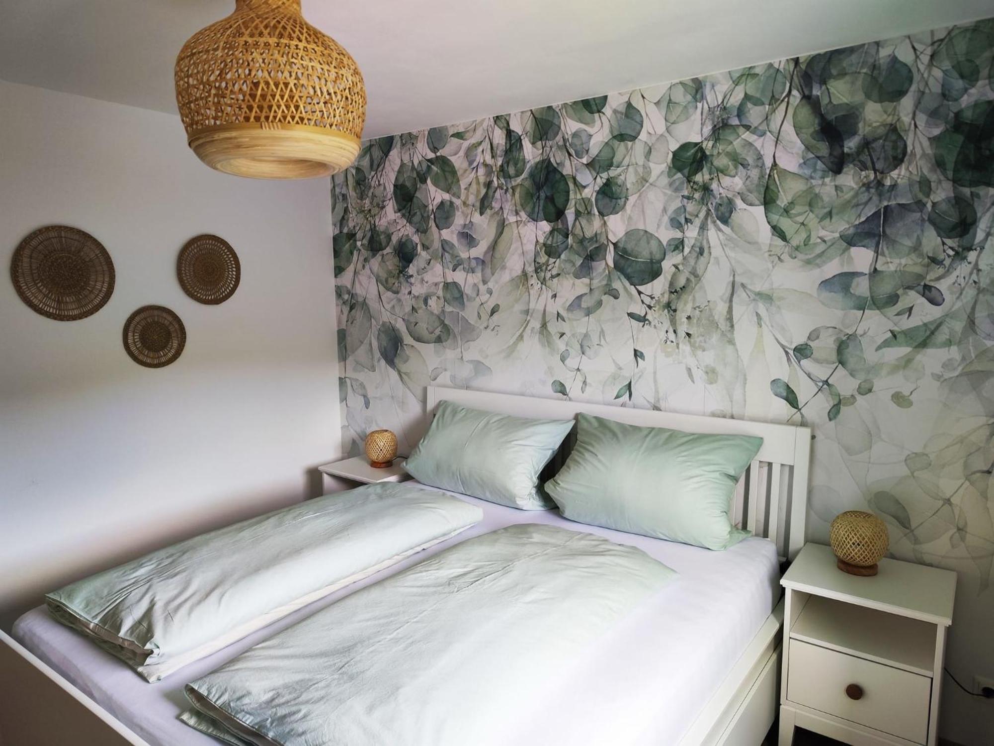 Ferienwohnung Kurz "Hofgarten" Wertheim Esterno foto